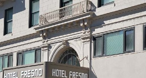 Main entrance balconette